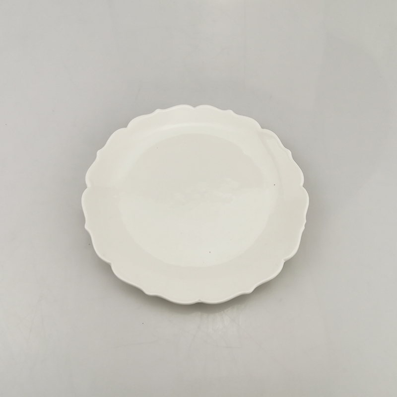 Keramočki tanjir 181087